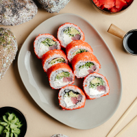 California roll with tuna