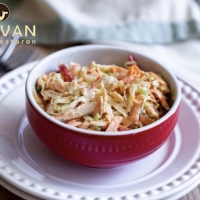 Toyuq salatı