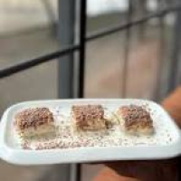 SÜDLÜ PAXLAVA