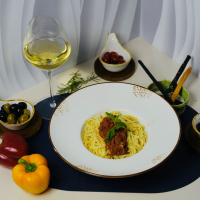 SPAGHETTI BOLOGNESE