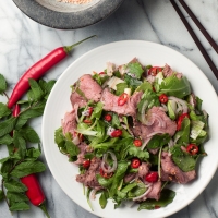 Chilli beef salad