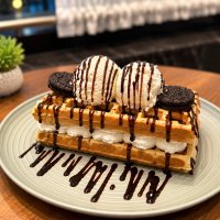 Oreo və dondurmalı vafel