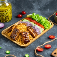 TOYUQ KÖFTƏ BULQUR İLƏ QABDA