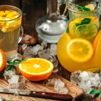 HOMEMADE LEMONADE