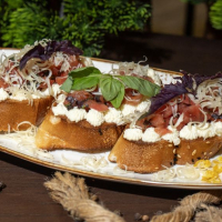 BRUSCHETTA POMODORO