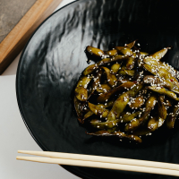 Edamame With Sauce