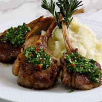 Lamb Chops with Mashed Potatoes