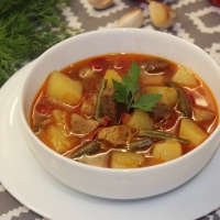 Tərəvəzli Ət Şorbası