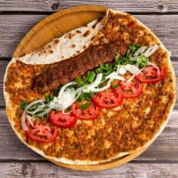 Lahmacun Arası Urfa Kabab