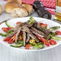 Biftekli Salat