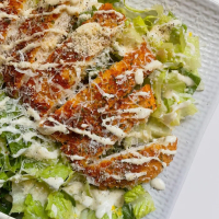 Sezar salatı toyuqlu
