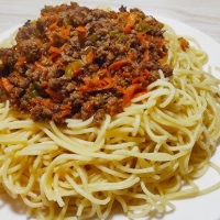 Spagetti Qiymə ilə
