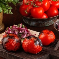 Pomidor Kababı