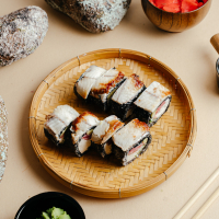 Imperial black roll