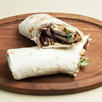 ŞAURMA ƏT MANQALDA (manqalda)