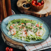 Salat avocado krevetka