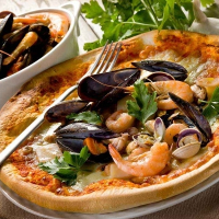 Seafood Pizza